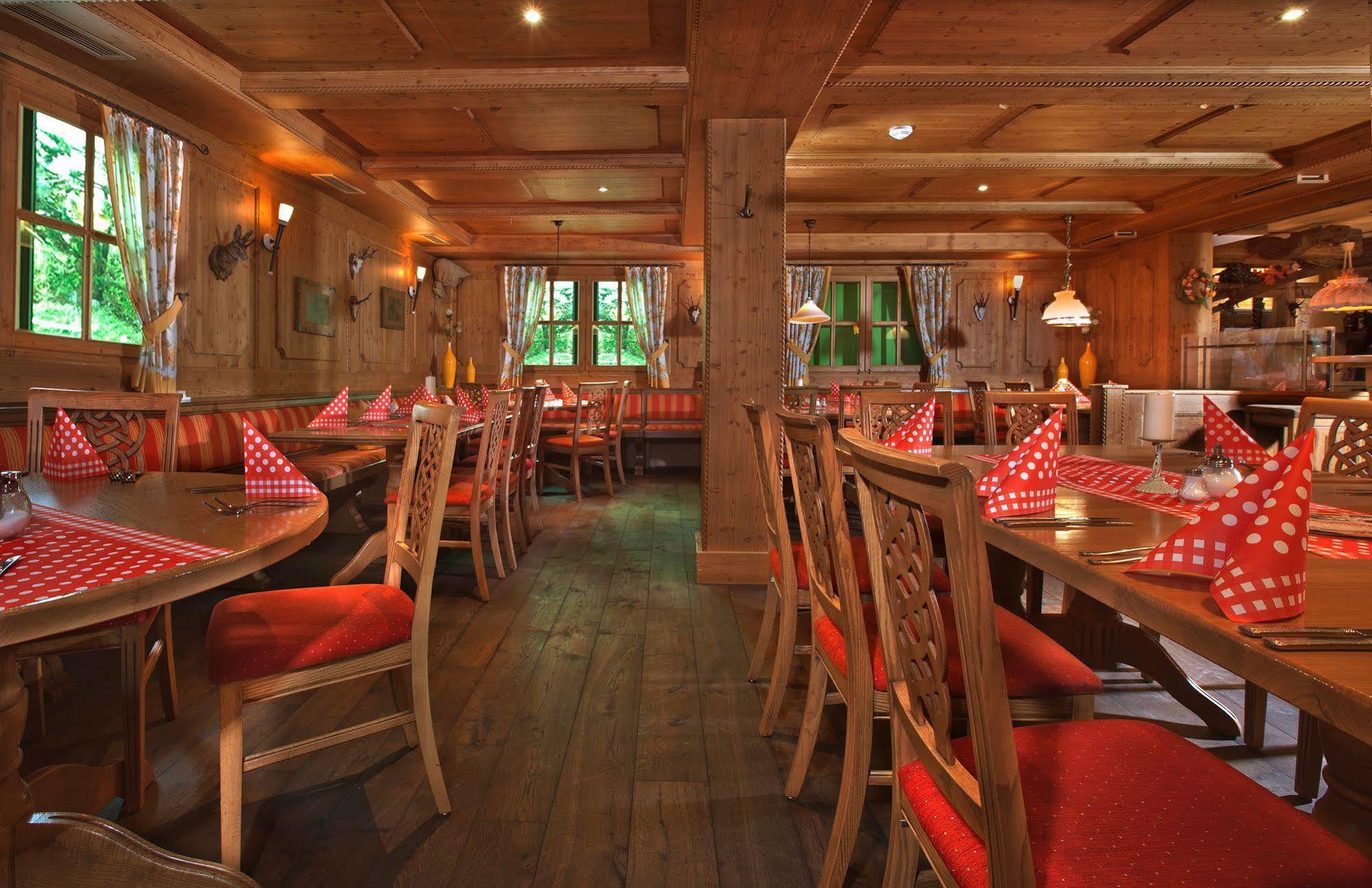 Dorf Alm Willingen Hotel Willingen  Exterior photo